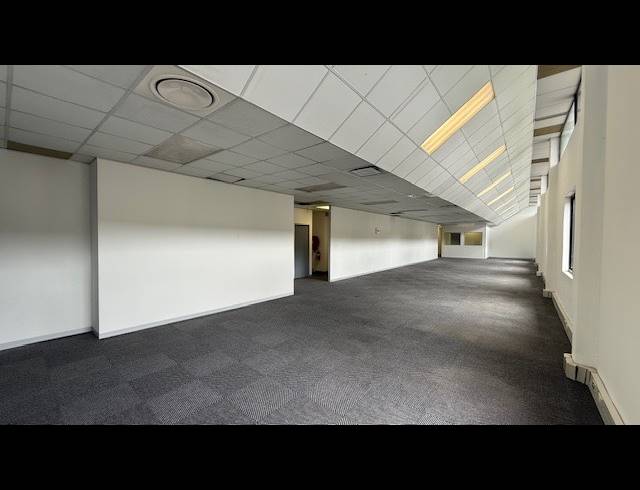 789M² OFFICE TO LET IN UMGENI BUSINESS PARK